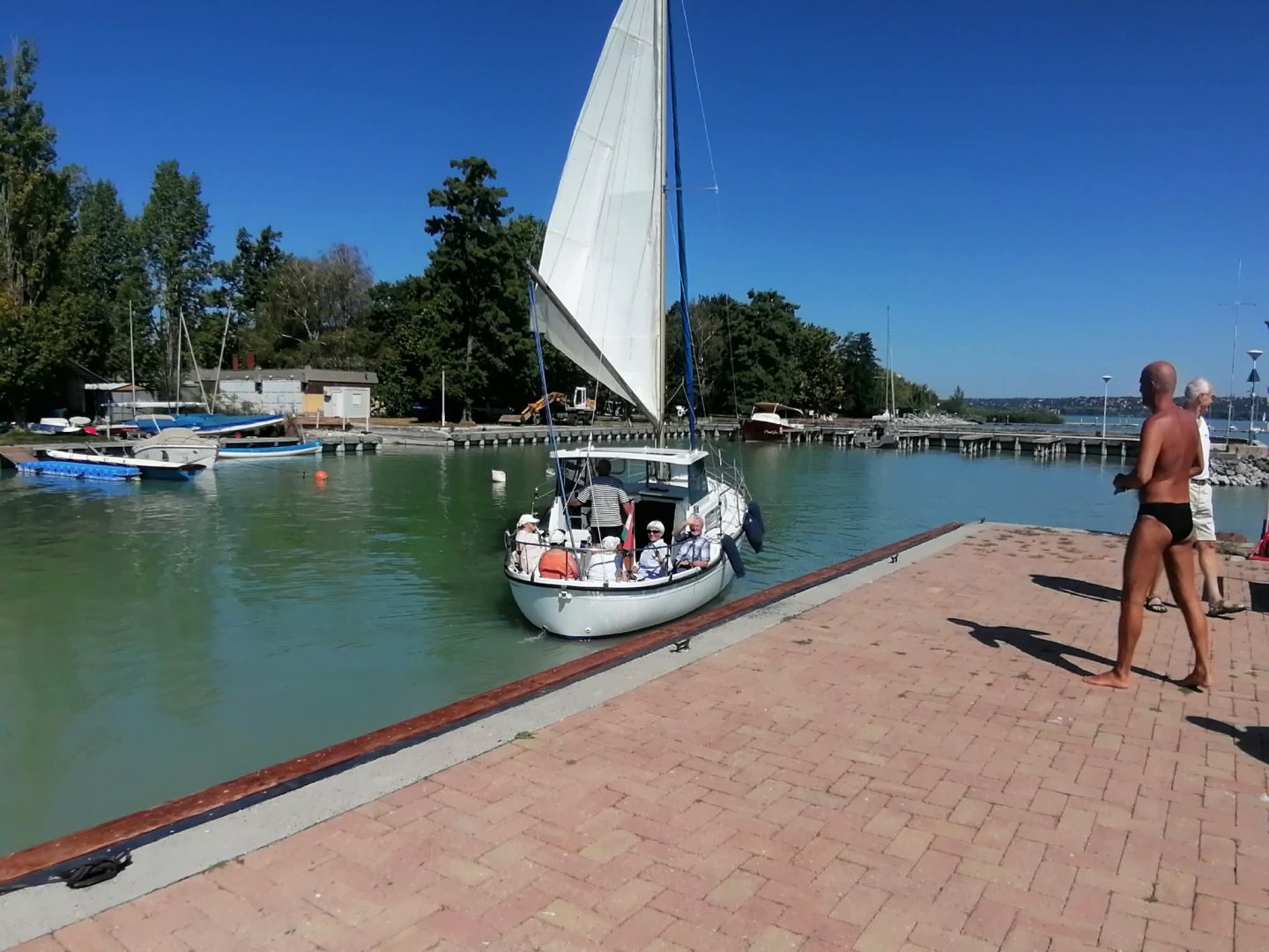 Évadnyitó Gránit Klub Balatonalmádiban